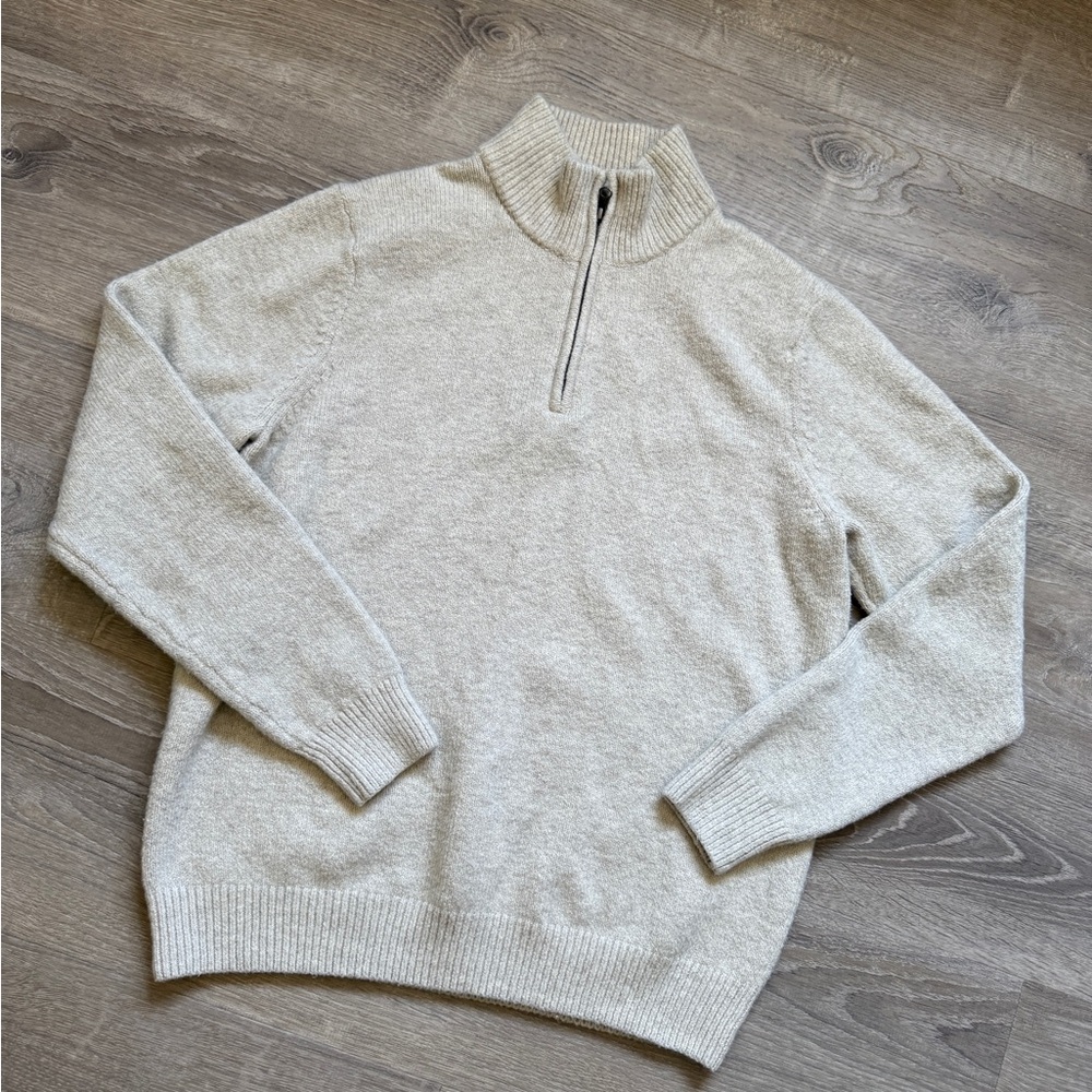 Amazon Essentials Men's Light Gray Zip-Up Sweater-Size L